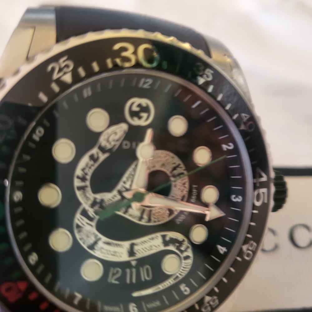 Gucci Black Snake Dive Dial Men's Watch - Black